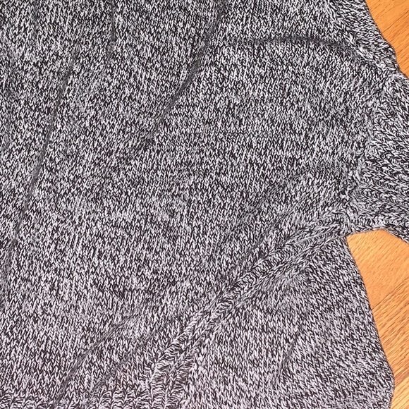 Gray and Black Knit Cardigan - Picture 3 of 6